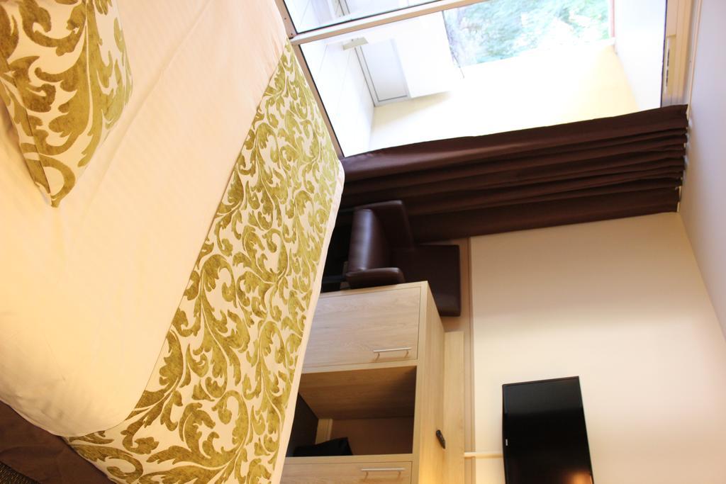 Royal 3* Cassis
